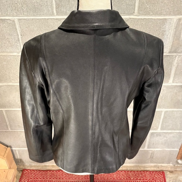 Women’s leather jacket. - Picture 6 of 12